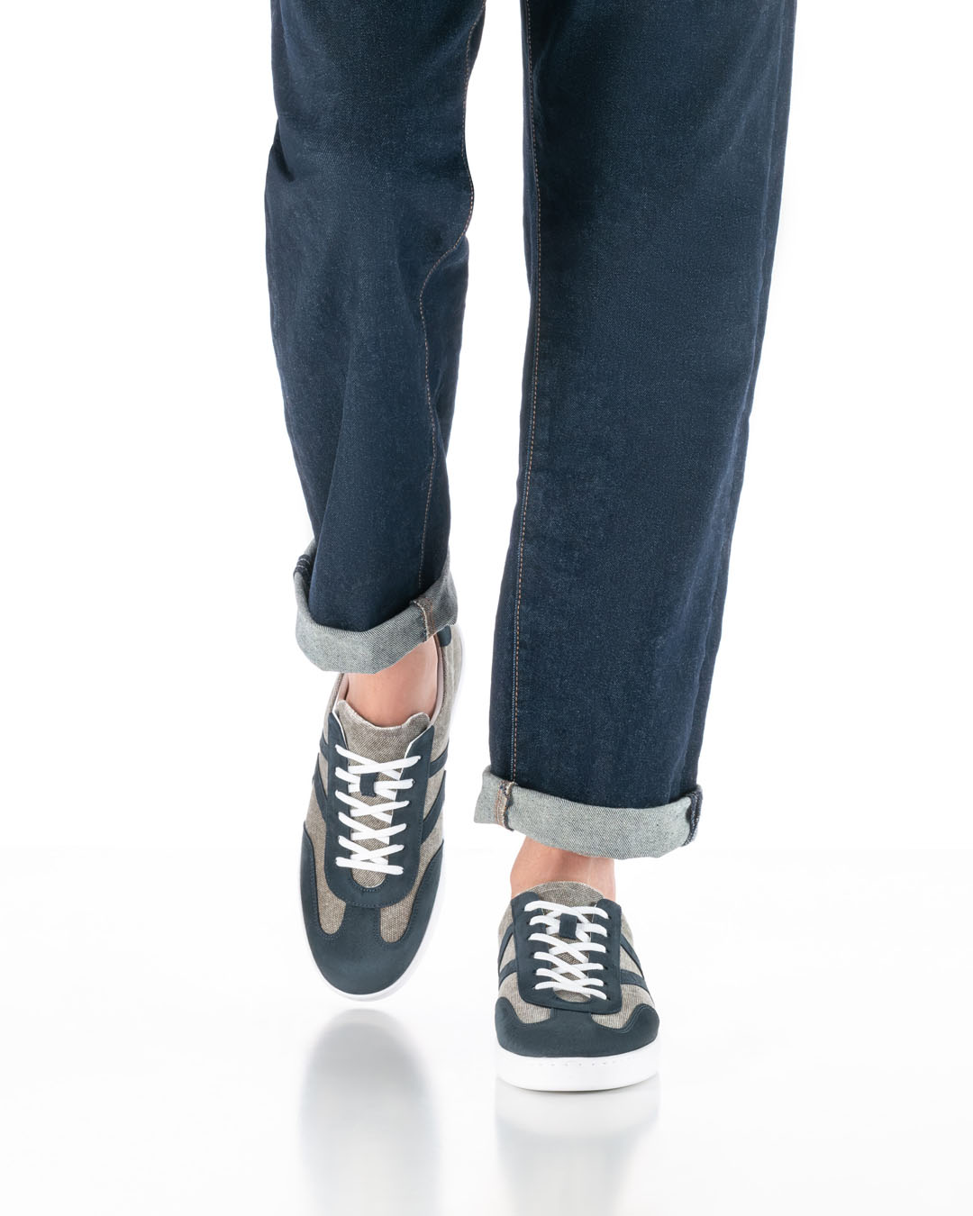 Baskets de danse pour homme, beiges et bleues, avec semelle blanche, de la marque Werner Kern