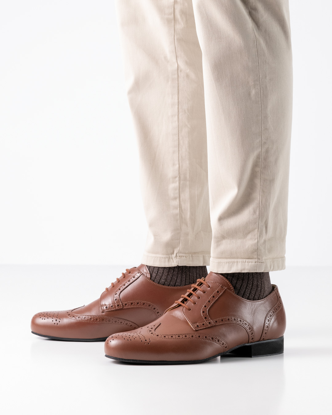 Bormio - extra large Chaussures de danse pour homme en cuir nappa couleur cognac avec motif perforé Brouge de Werner Kern
