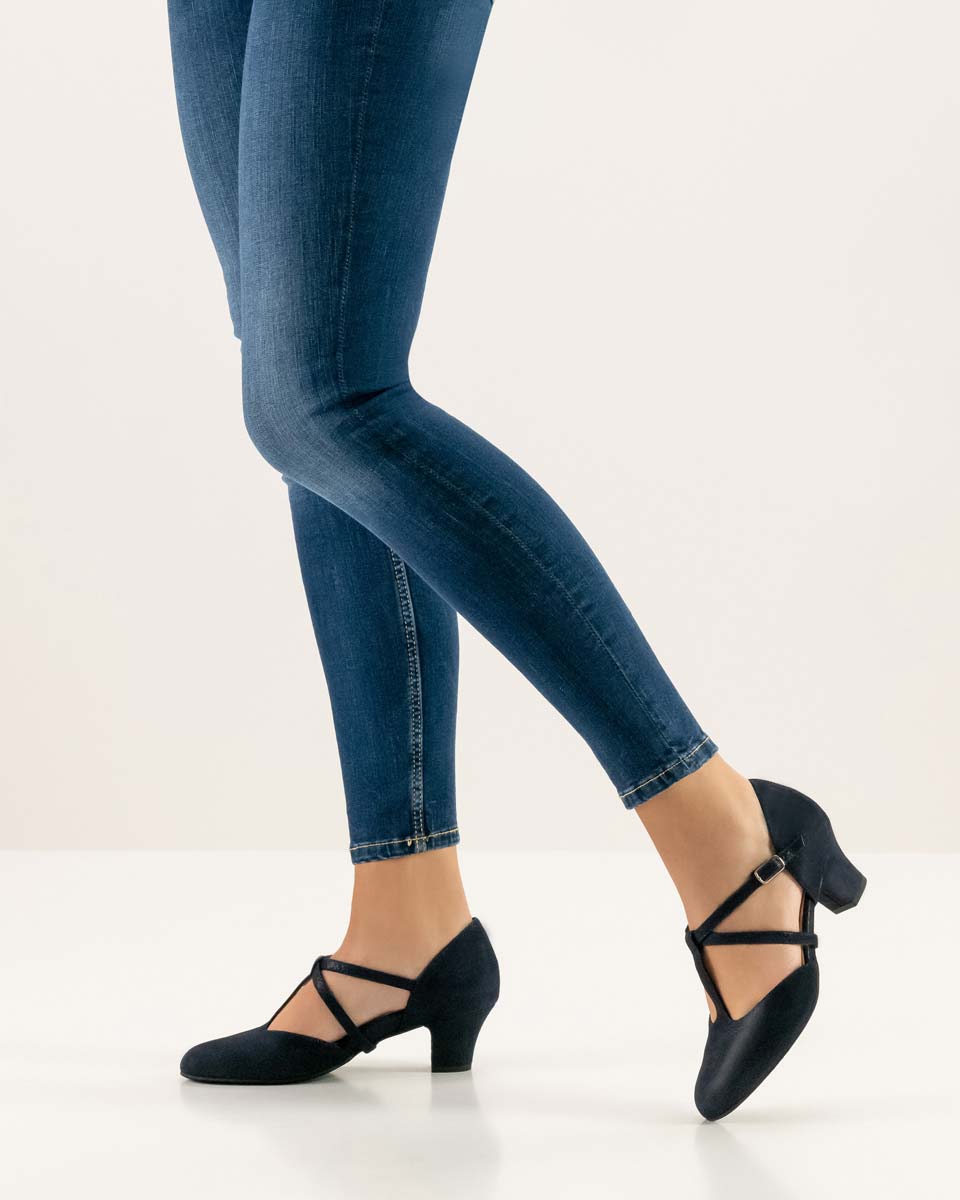 Jessie Werner Kern chaussures de danse pour femmes en bleu avec jean bleu