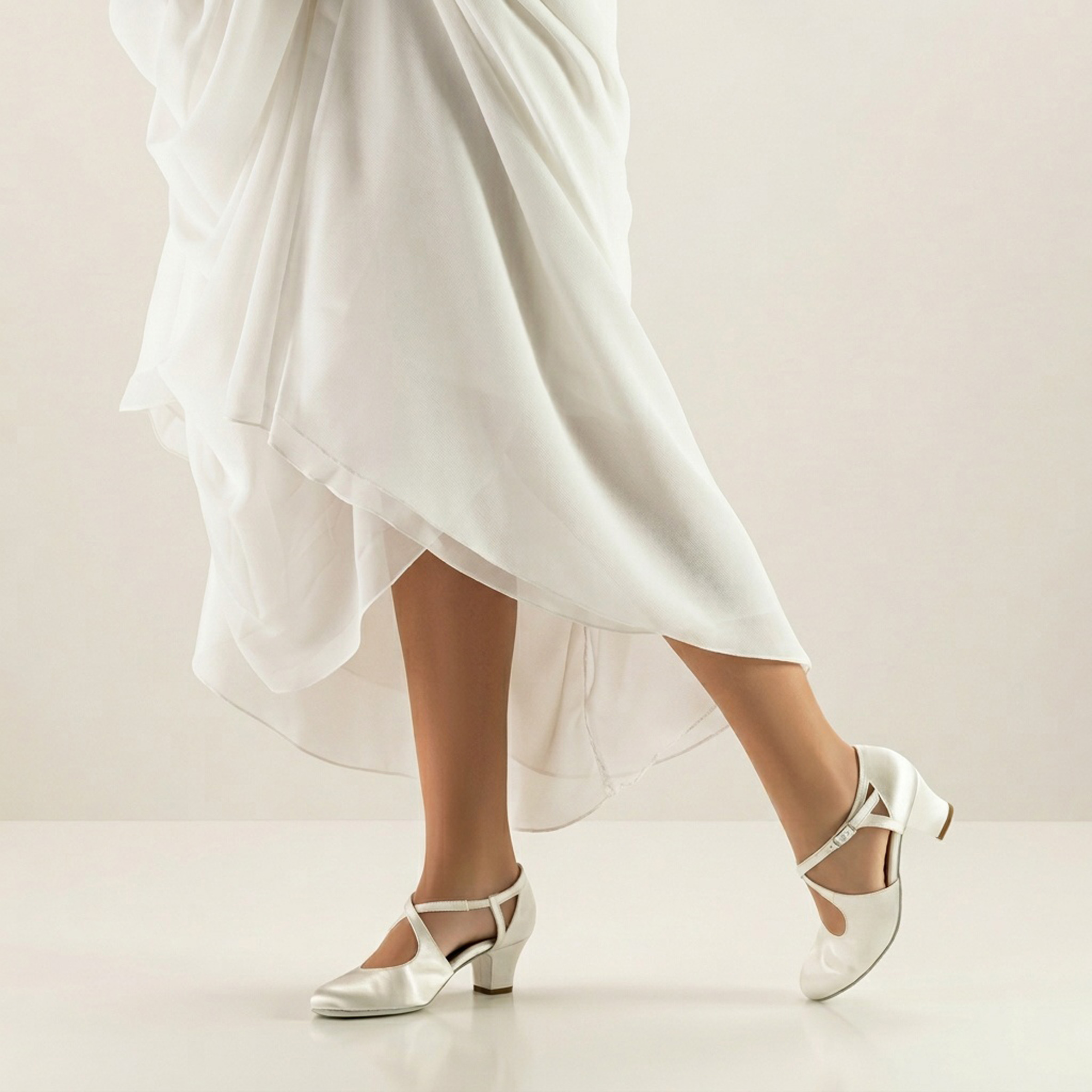 Gala Chaussure de mariée fermée Werner Kern en satin blanc