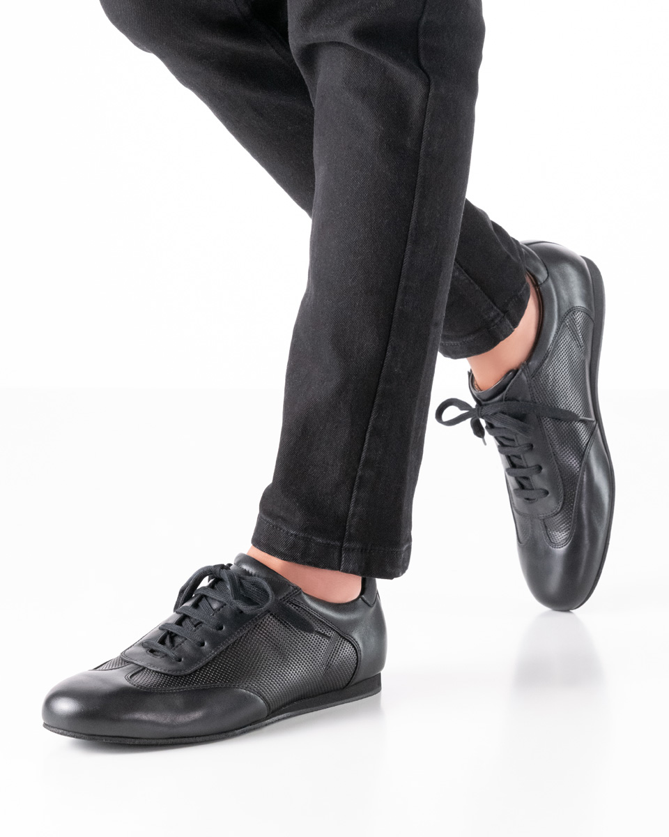 Positano Werner Kern, élégant sneaker avec du cuir Nappa perforé à la main, ajustement parfait au pied, doublure en cuir de veau d'une douceur de gant, amorti exceptionnel au talon avec un micro talon, hauteur de talon confortable de 1,5 cm