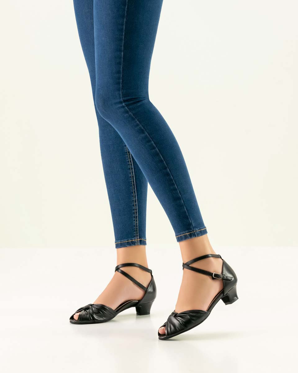 Vera Werner Kern chaussures de danse pour femmes en noir avec jean bleu
