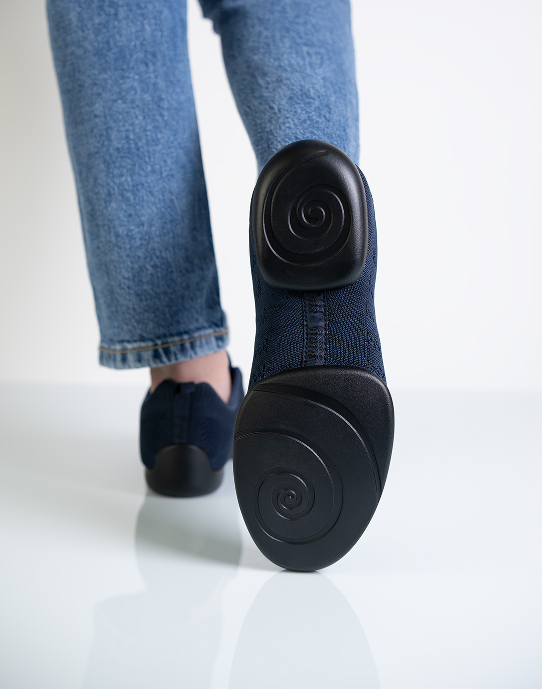 Semelle légère en PU fendue des baskets Suny Dance pour femmes