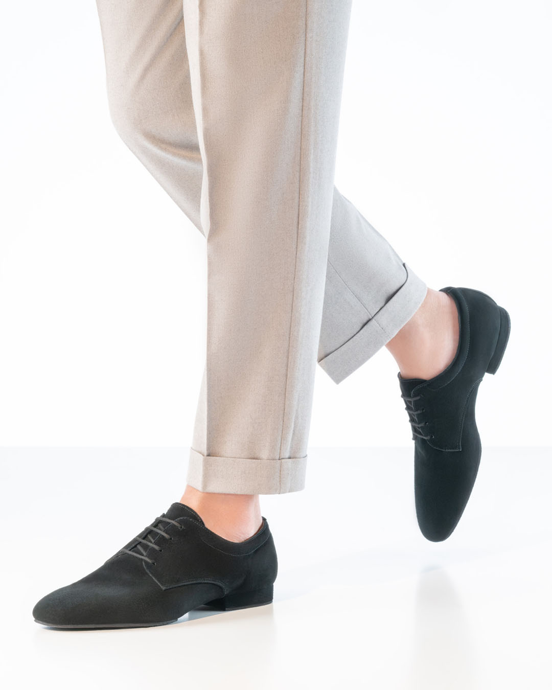 Chaussure de danse pour homme, noire, en cuir velours, avec semelle fendue