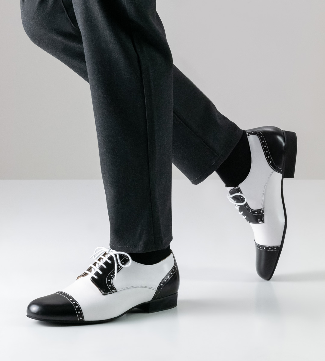 Chaussures de danse bicolores pour hommes de Werner Kern en cuir