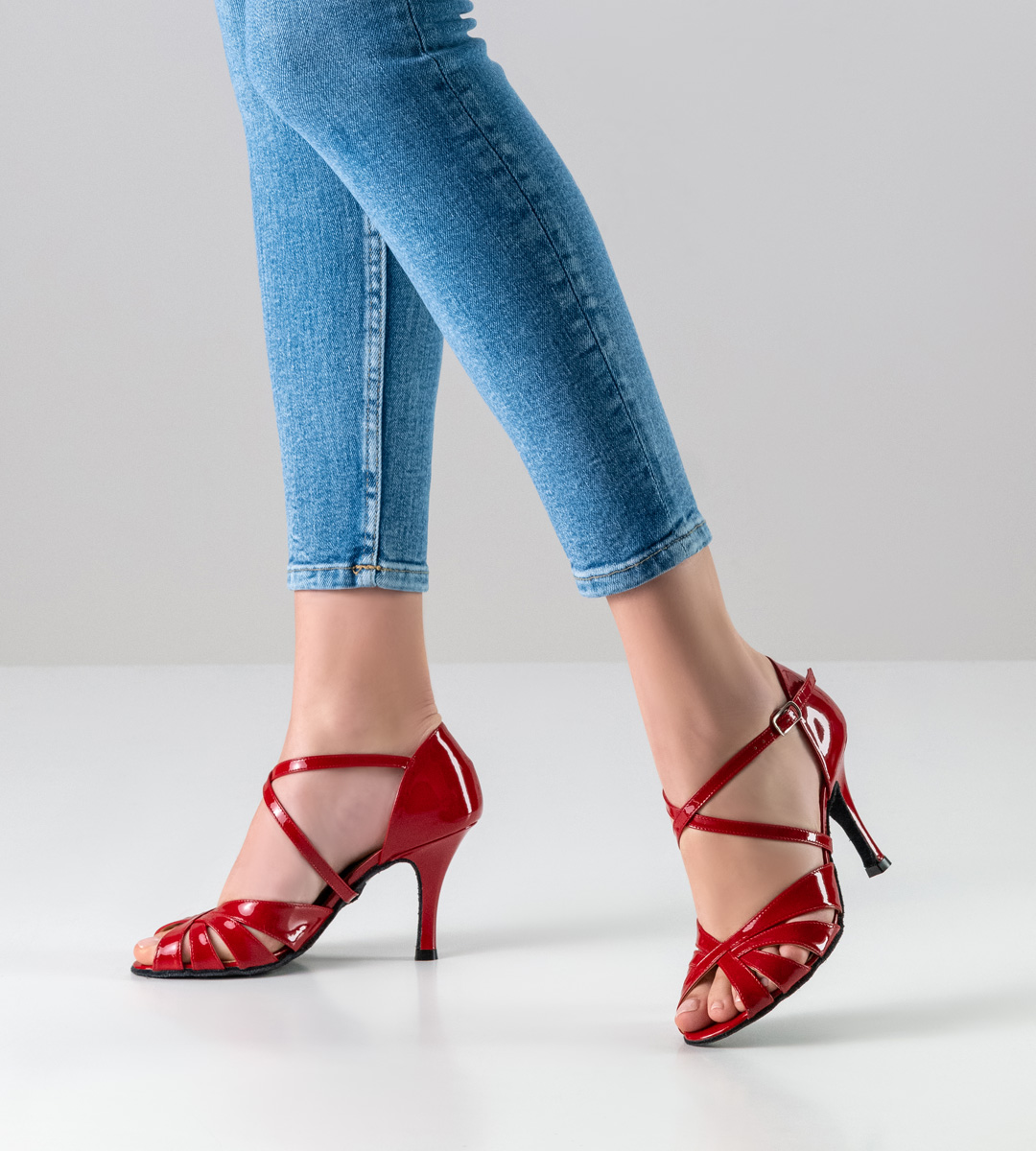 Chaussures de danse de tango rouges de Nueva Epoca avec un talon de 8 cm