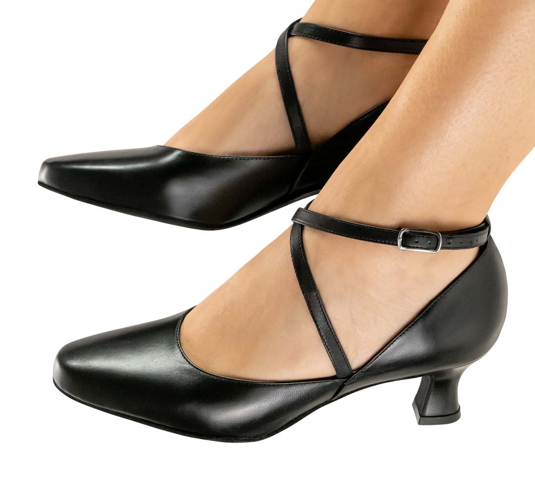 Shirley Détail de la zone de l'avant-pied de la chaussure de danse pour femmes Werner Kern.