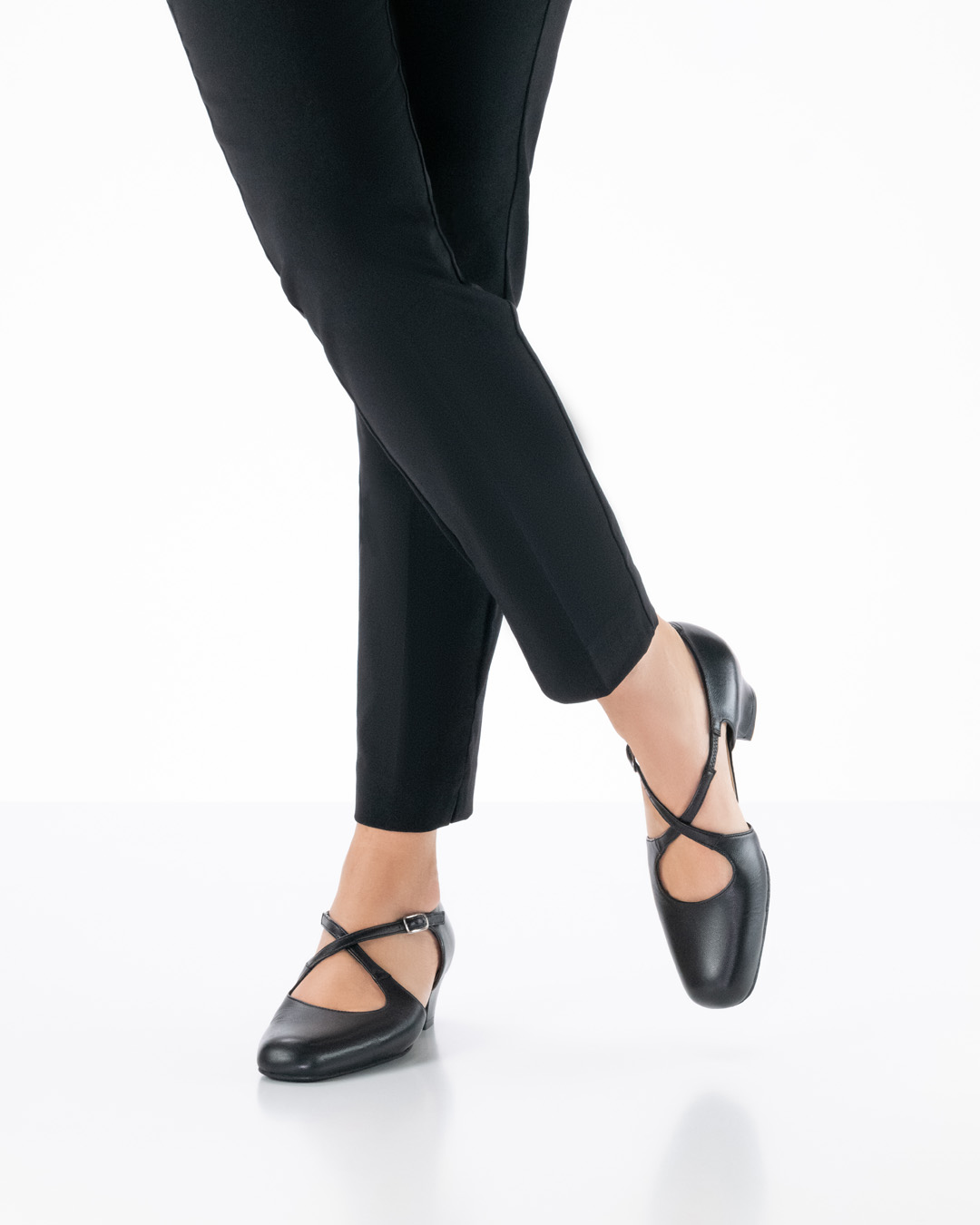 Ines Chaussures de danse pour femmes de Werner Kern combinées avec un jean bleu