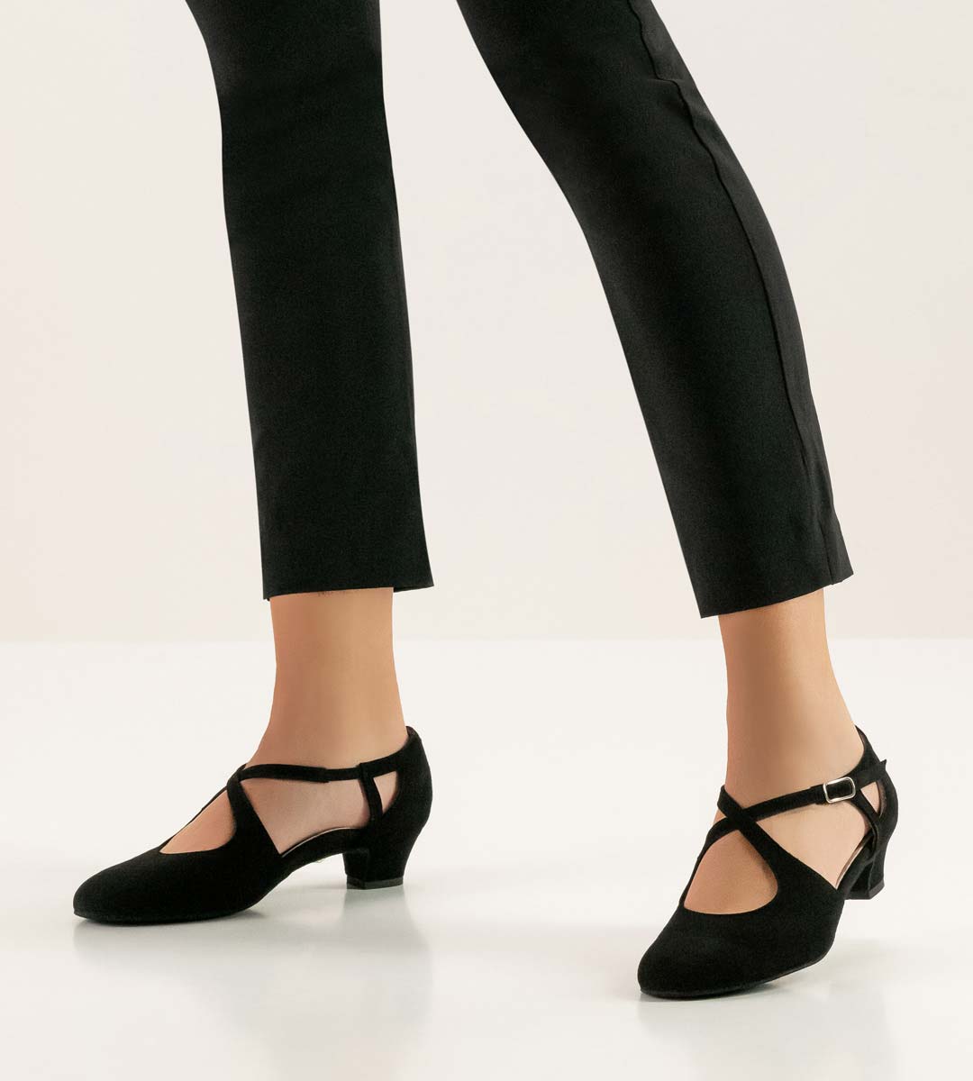 Chaussures de danse fermées pour femmes de Werner Kern en noir avec une hauteur de talon de 3,4 cm