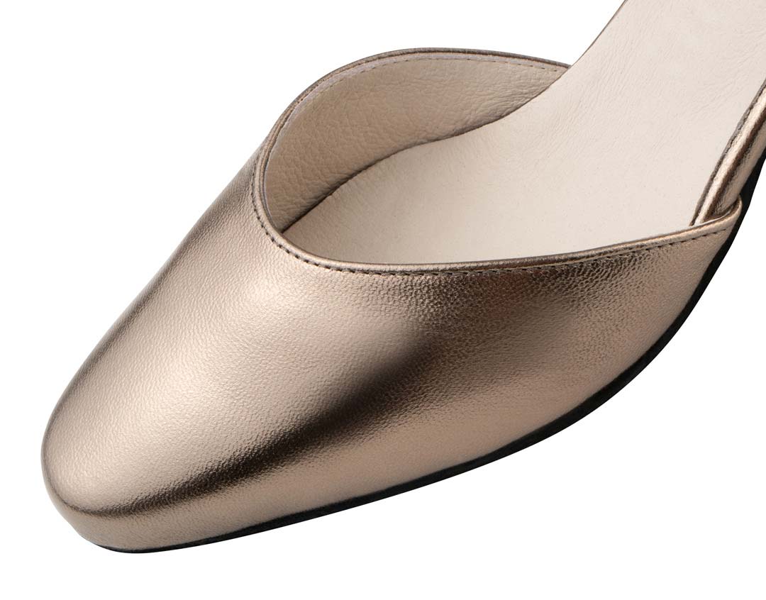 Patty Vue détaillée de la découpe classique de la chaussure de danse pour femmes Werner Kern.
