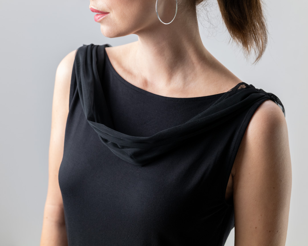 Drapé en tulle sur le haut de danse Auri en noir de Werner Kern