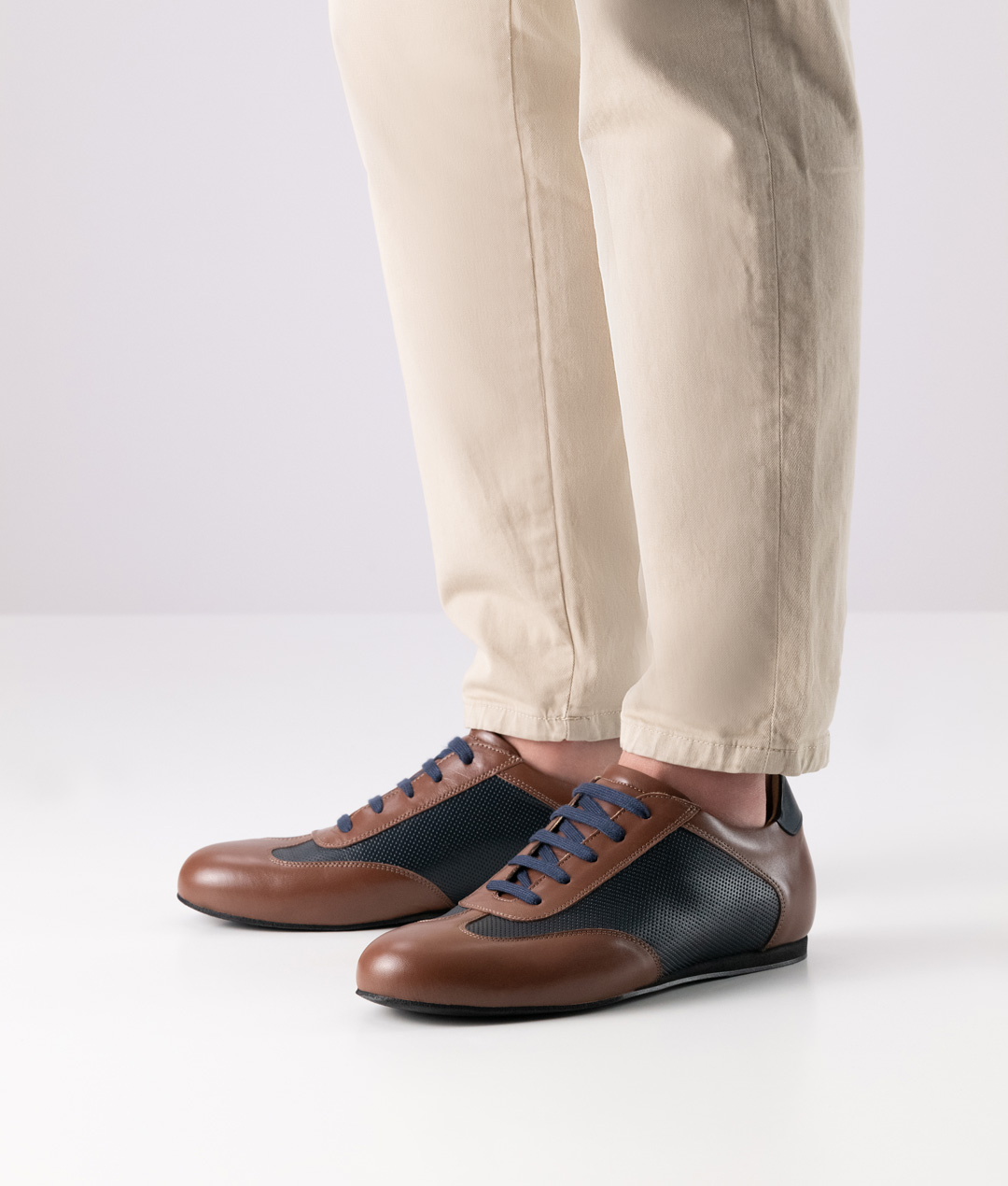 Chaussure de danse sportive et élégante pour homme en cuir nappa souple