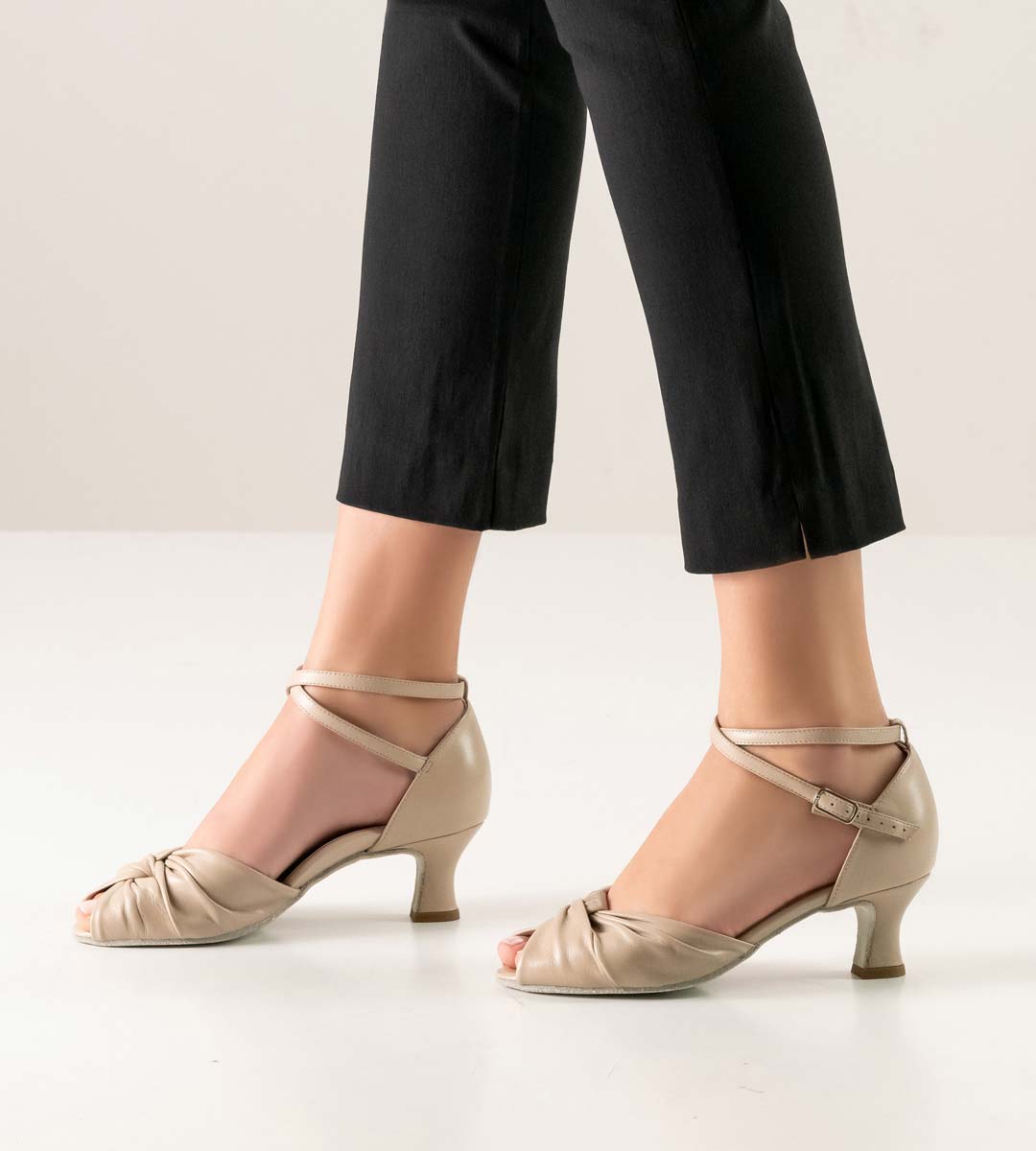 Ruth confortables chaussures de danse pour femmes Werner Kern en beige