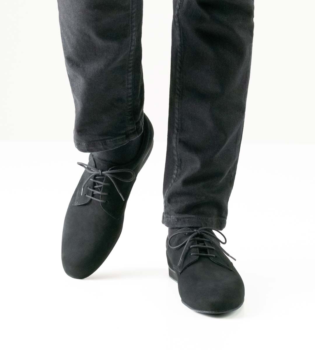 Modena Chaussures de danse pour hommes noires en combinaison avec un pantalon noir
