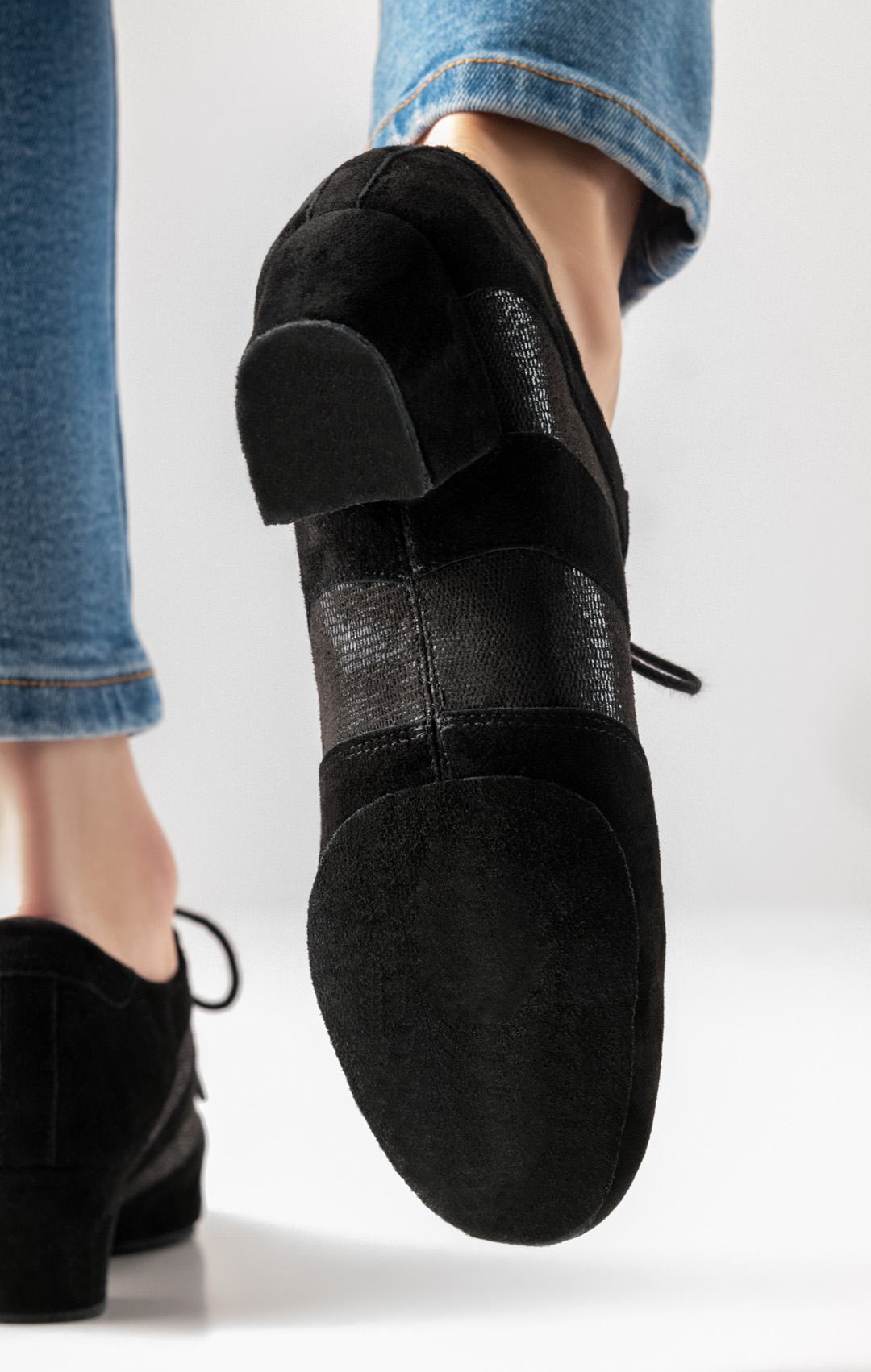 Semelle divisée en noir par Anna Kern Baskets de danse