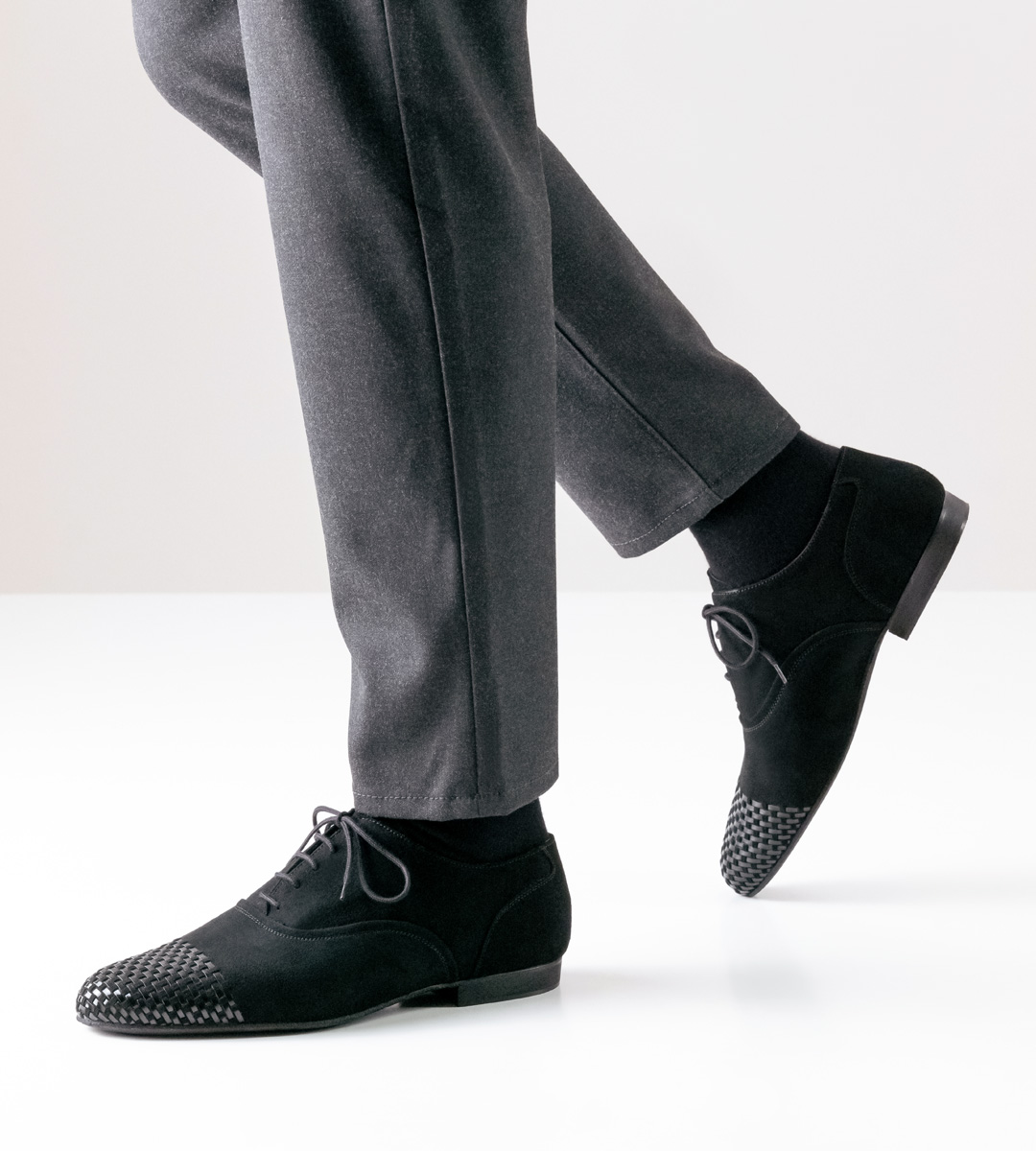 Chaussures de danse pour hommes noires de Werner Kern avec tressage en laque