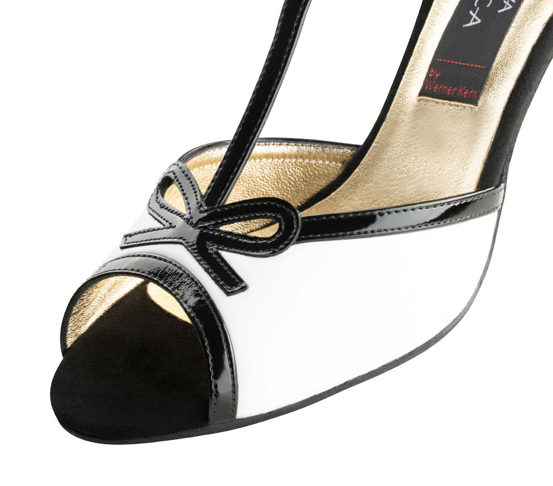 Paloma Vue détaillée de l'avant de la chaussure de danse ouverte Nueva Epoca pour femmes