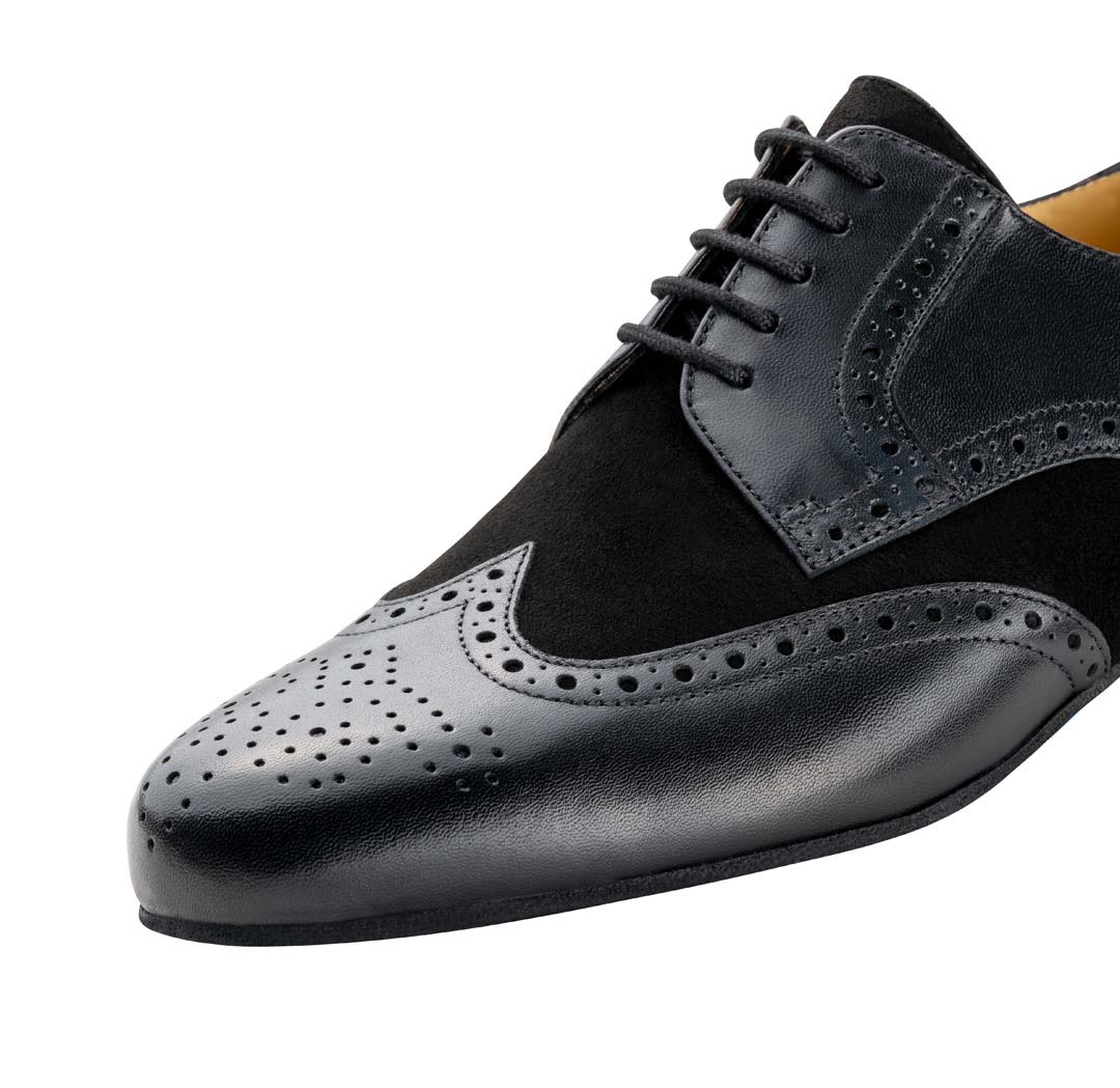 Remo Détail du laçage à 5 voies de la chaussure de danse pour hommes Werner Kern