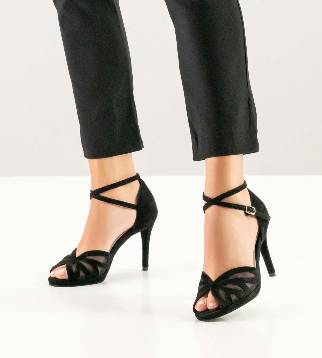 930 chaussure de danse noire pour dames d'Anna Kern avec bride à la cheville