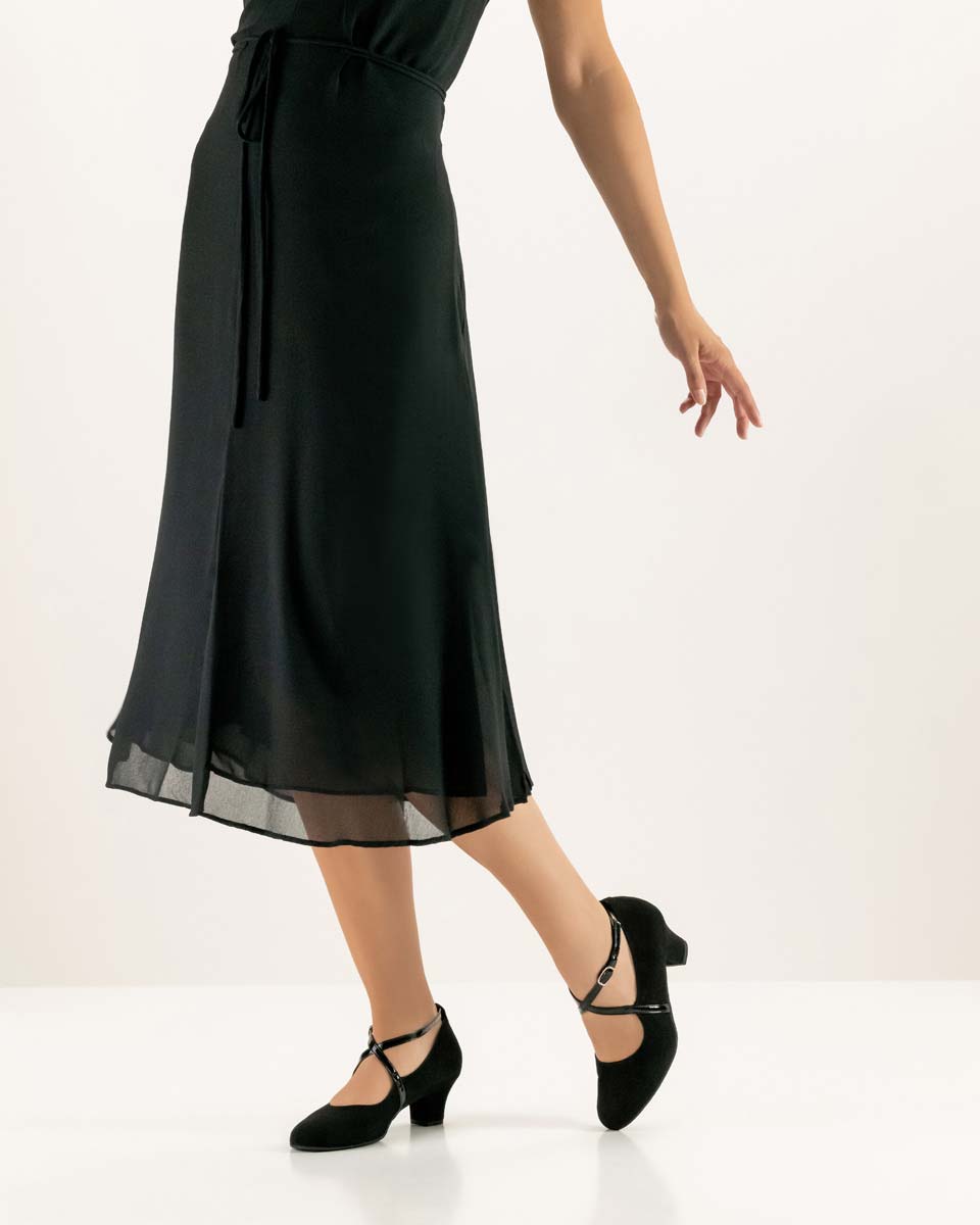 Tabea Chaussures de danse pour dames Werner Kern noires en combinaison avec une robe noire