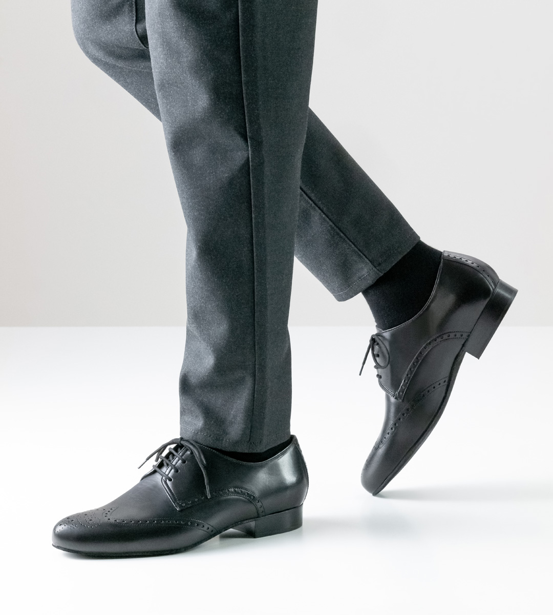 Chaussures de danse pour hommes en cuir noir d'Anna Kern