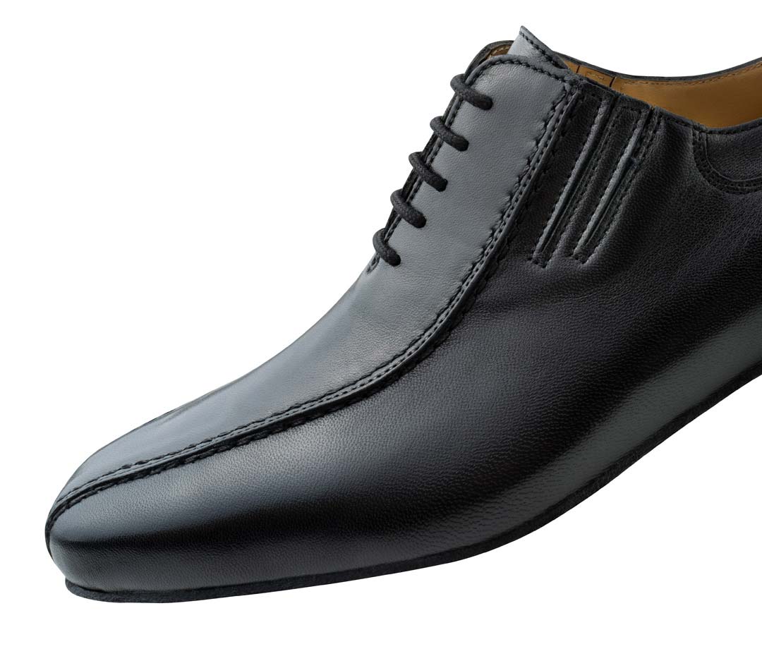 Pesaro Vue détaillée de l'élastique et du laçage de la chaussure de danse Werner Kern pour homme