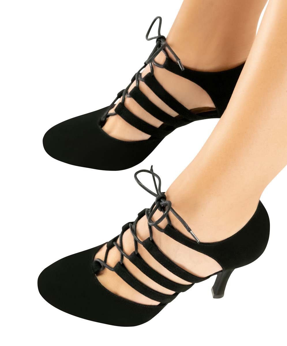 April Vue détaillée du dessus de la chaussure de danse Nueva Epoca pour femmes.